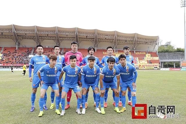 火箭更新训练视频：谢泼德形象随意 申京小贾参与训练